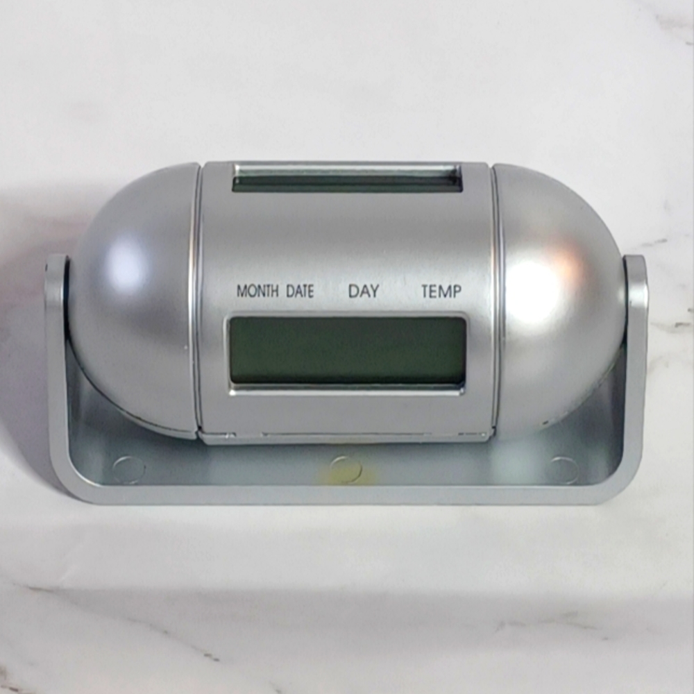 Swivel Clock